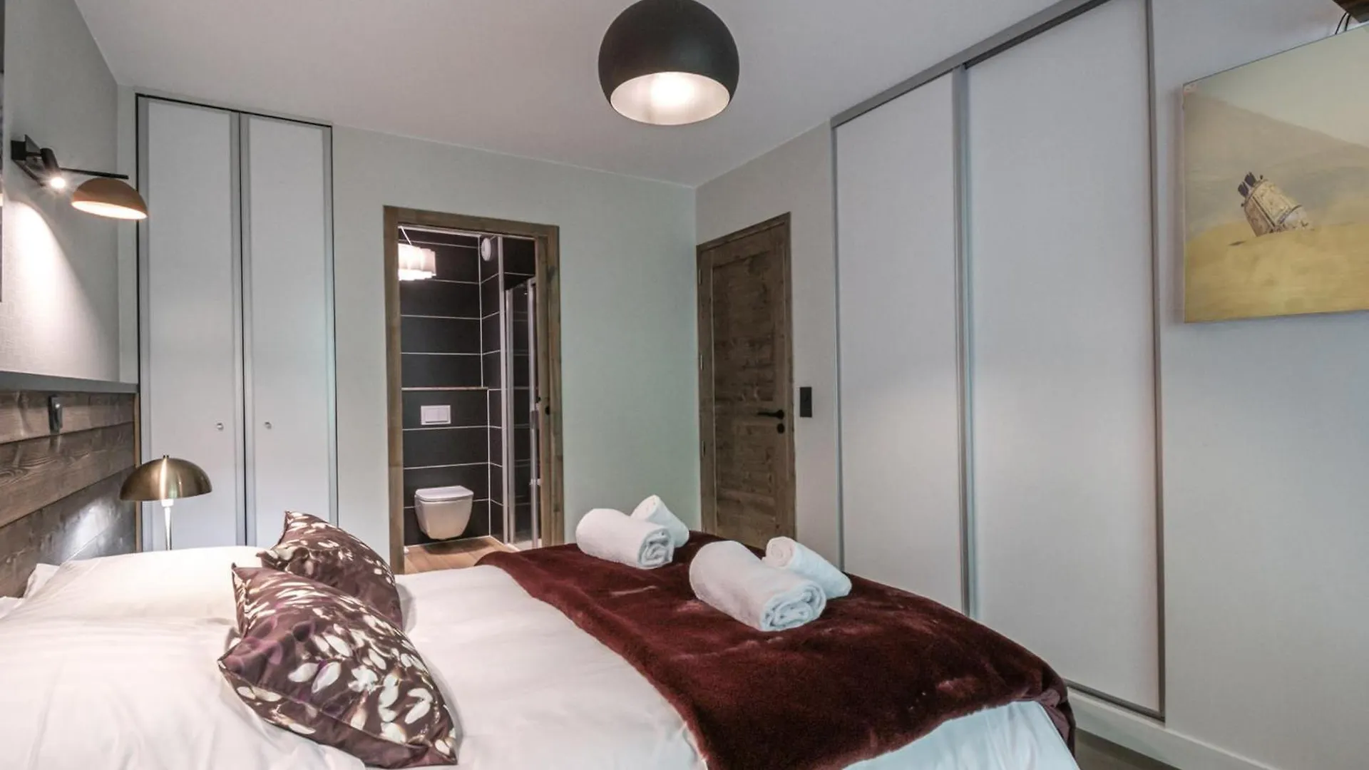 Appartement Moderne Avec Sauna, Balcon Et Parking A Chamonix - Fr-1-343-246 Apartment